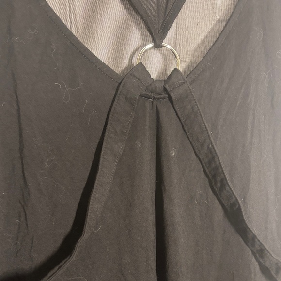 Black Asymmetrical Sleeveless Top - Picture 2 of 3